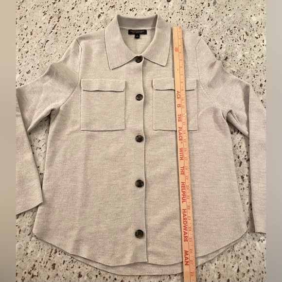 Shirt-Jacket “Shacket”, Sz L, light gray, smooth knit, Banana Republic - Picture 4 of 13
